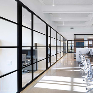 Звукоизоляционная окружающая среда рамки стен раздела стекла офиса алюминиевая - дружелюбная
